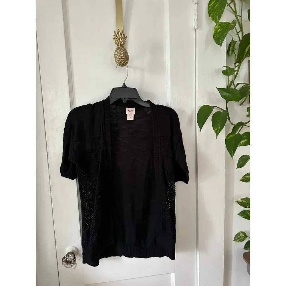 Mossimo Supply Co Womenโs size Small black short cardigan
